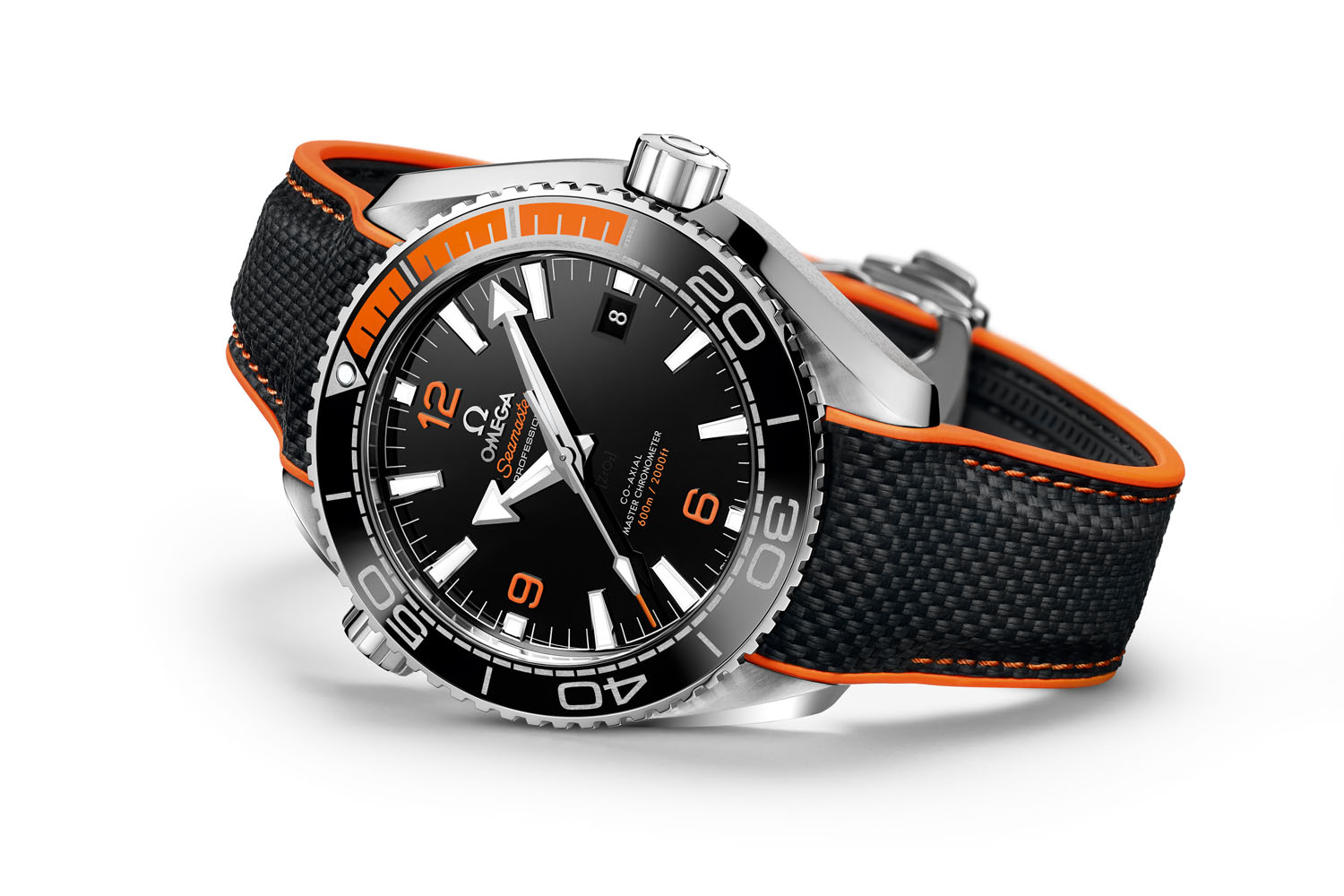 Omega-Seamaster-Planet-Ocean-43.5mm-Automatic-Black-and-Orange-Master-Chronometer-3